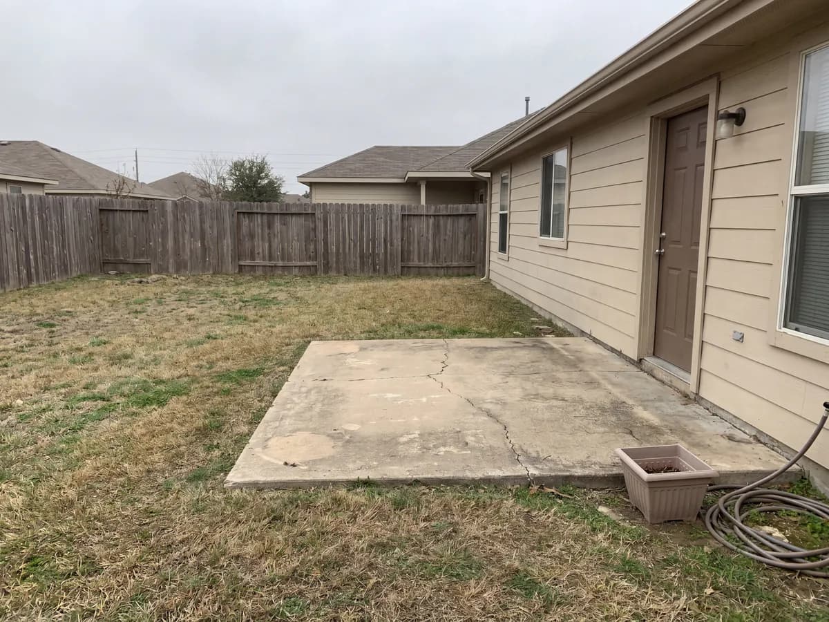 A real yard photo before its landscape redesign