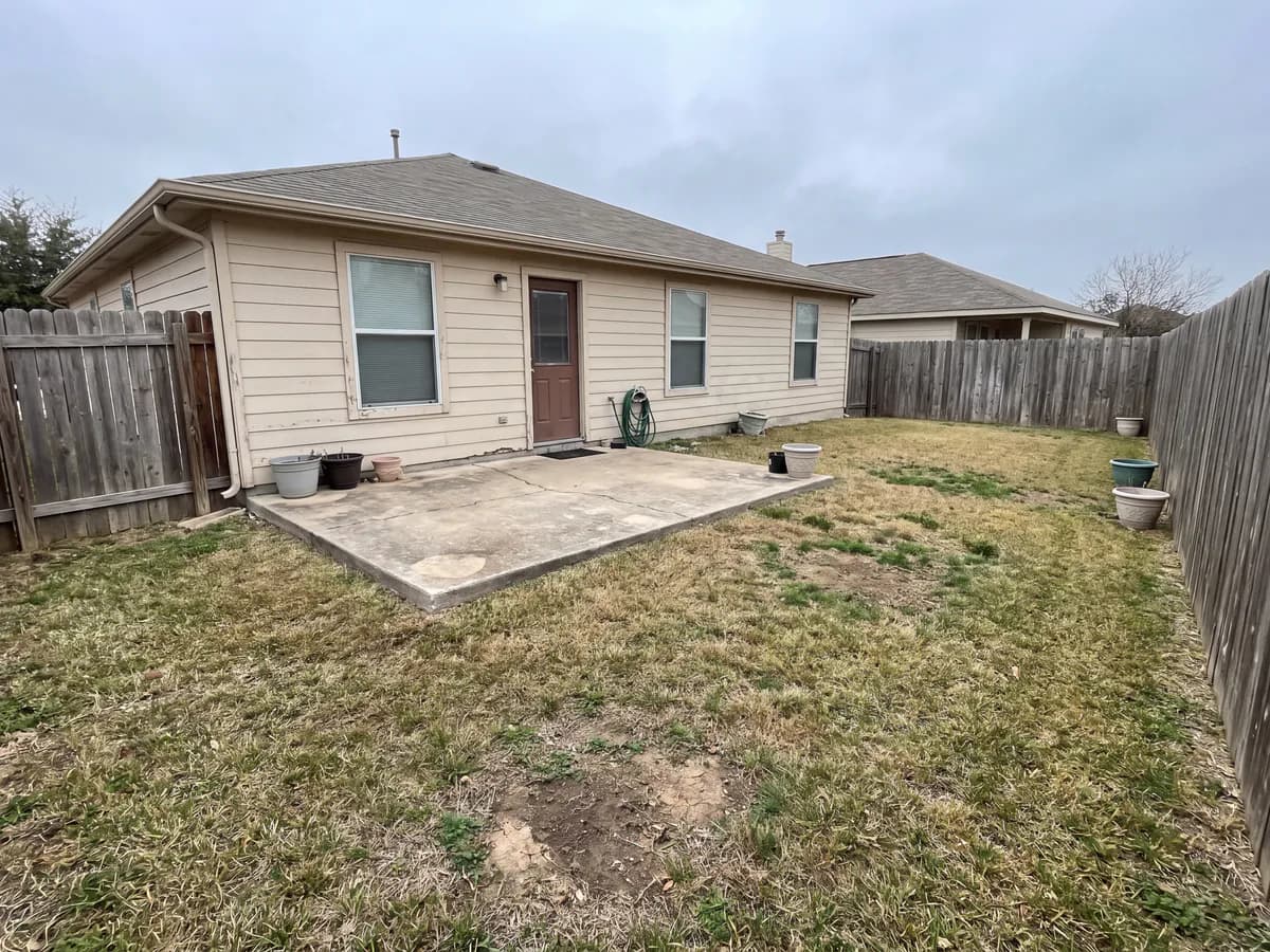 A real yard photo before its landscape redesign