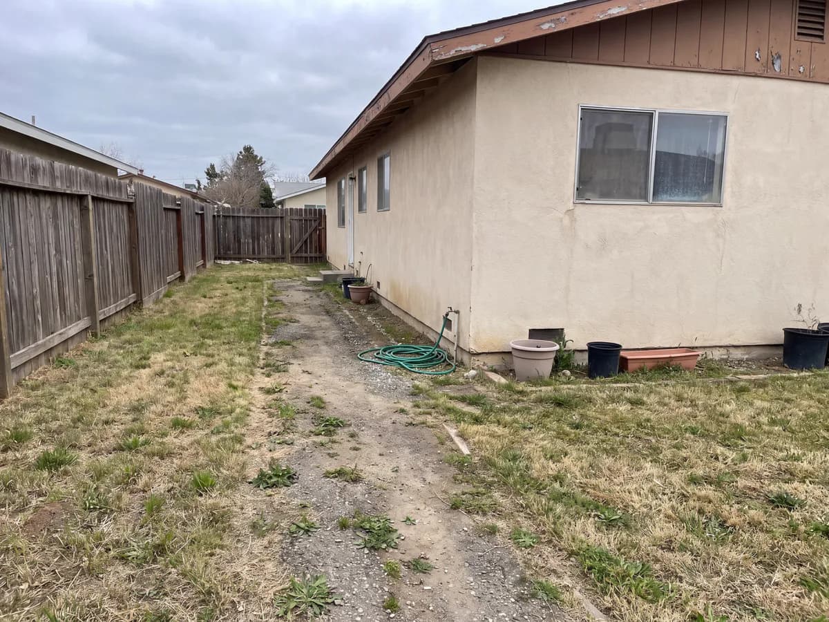 A real yard photo before its landscape redesign